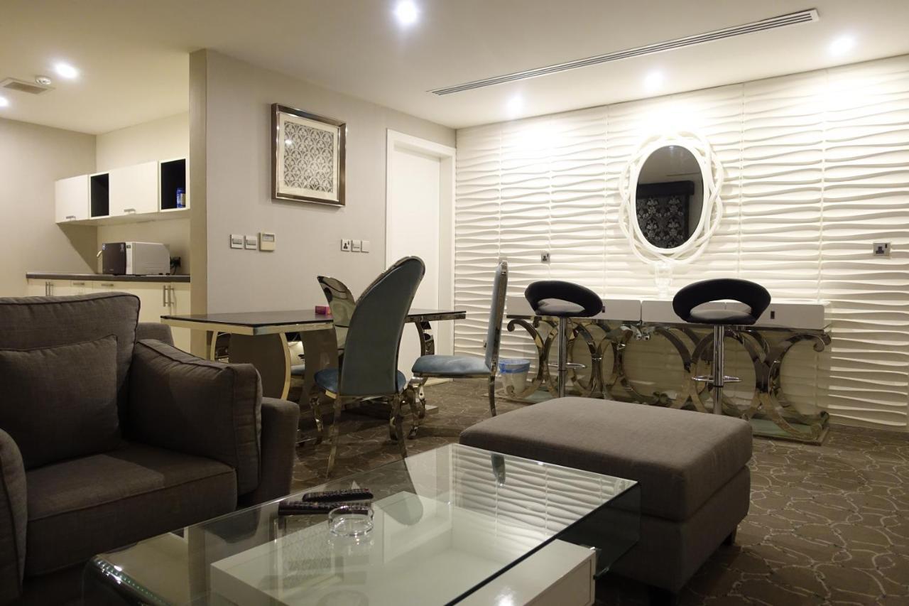 Sixty Three Hotel Suites Riyad Dış mekan fotoğraf