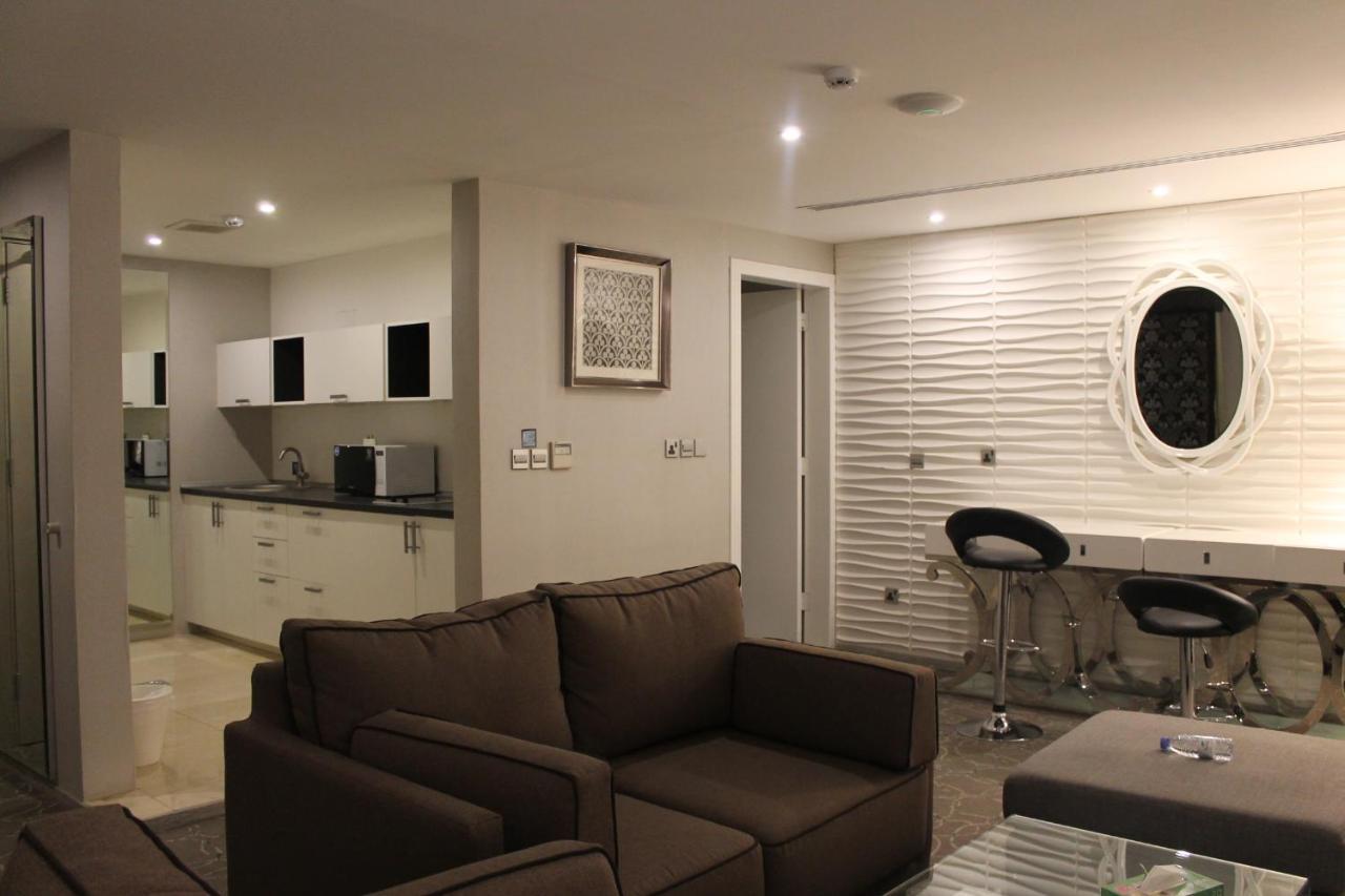 Sixty Three Hotel Suites Riyad Dış mekan fotoğraf